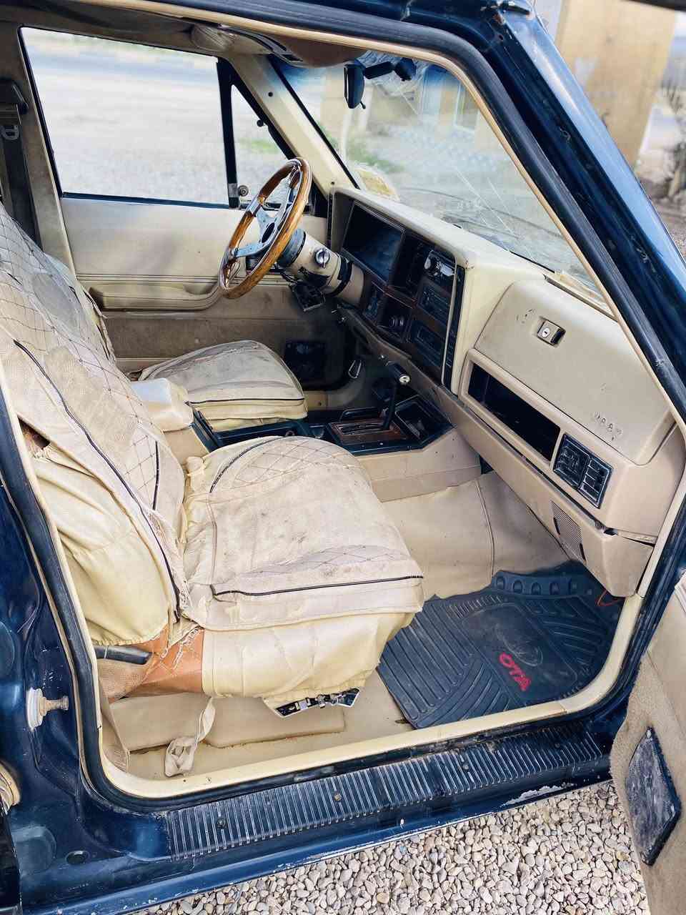 جيب شيروكي1991
***********
