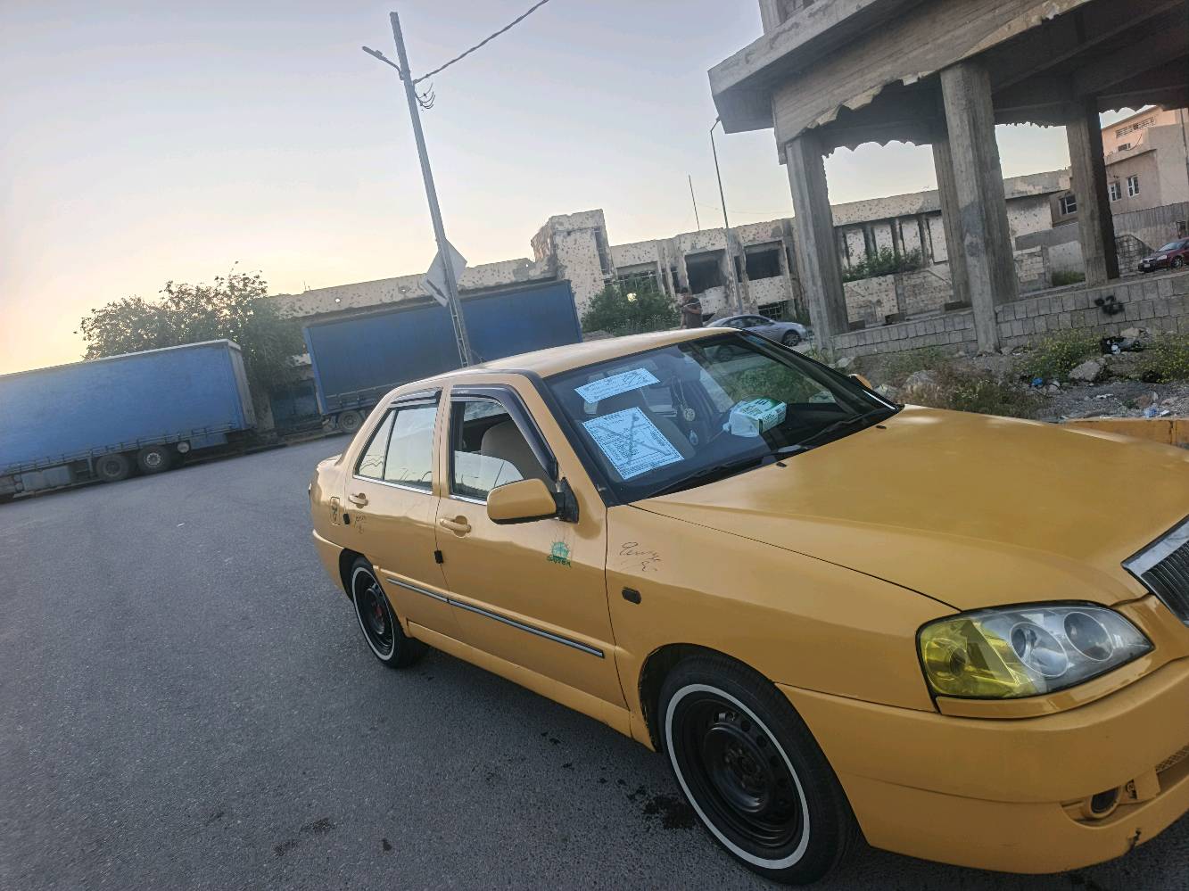 سياره شيري كوين نضافه فول سياره جكوج مابيها محرك اثر نفخ كير شرط هيئه غرامات صفر هزه كامله معامله كامله بس على البصمه شرعي بل موصل سعر 26 بيها مجال  مراسله خاص او تصال ع رقم *********** وبي واتساب