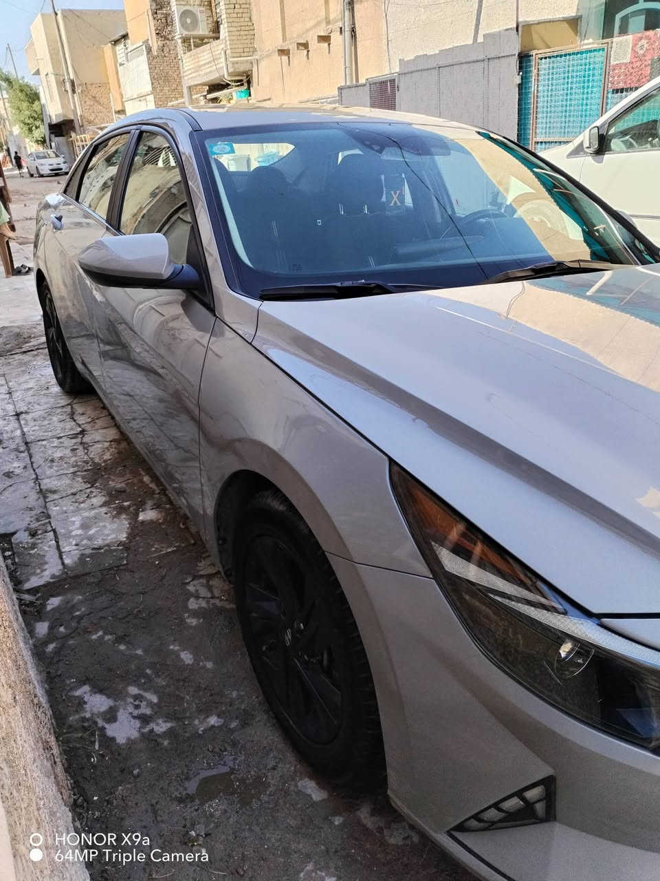 السلام عليكم النترا موديل 22 كامل مواصفات فتحه وتشغيل عن بعد وارد كندي حادثها جامله وباب وجاملغ ايسر ماشيه 26  عنواننا بغداد الحريه الاستفسار على هذا الرقم  (***********)
