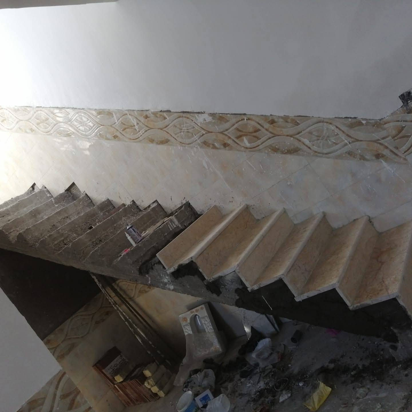 سلام عليكم خلفه سراميك ليزر هزاز كبان شغل درجه أوله سراميك كاشي مرمر لوح بورسلين ارضي جداري بسعار مناسبه ناصريه مركز متواجد خاص واتساب ***********
