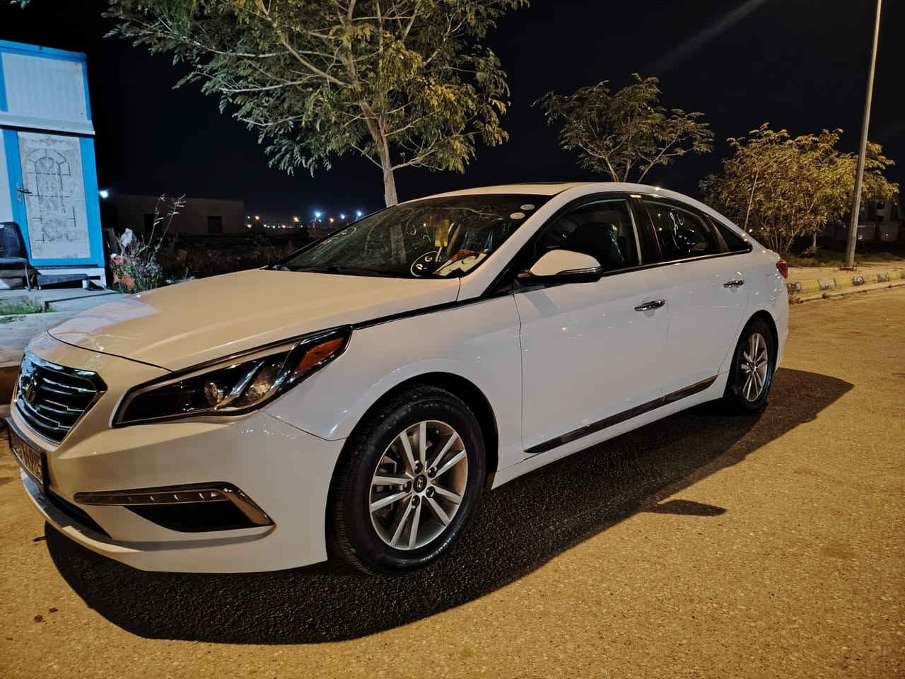 🚗 هيونداي سوناتا 2017 - فول مواصفات (1/1)
حالة البدي (الهيكل):
• البنيد: مصبوغ.
• القماره: صبغ أثر تشليع (جنزار) فقط، بدون أي معجون (صبغ نظافة).
• باقي السيارة: كفالة عامة من كلشي (صبغ، تعديل، ضرر).
المواصفات:
• السيارة فول مواصفات (1/1) يعني أعلى فئة بالسوناتا.
• كاملة من كل النواحي وجاهزة للاستخدام.
• محرك وكير وبكلايت وكهربائيات كلها بشرط الفحص.
السعر: ١١٥
***********
المكان: النجف الاشرف
