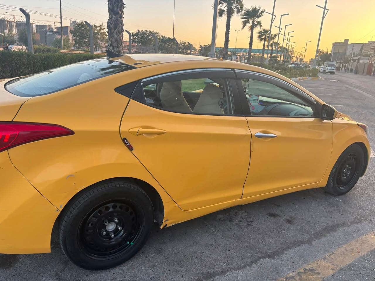 السلام عليكم
النتر ٢٠١٣ وارد أمريكي 
فول عدا البصمه سياره جاهزه من كلشي مكاني بغداد حي العدل للاستفسار  ***********
