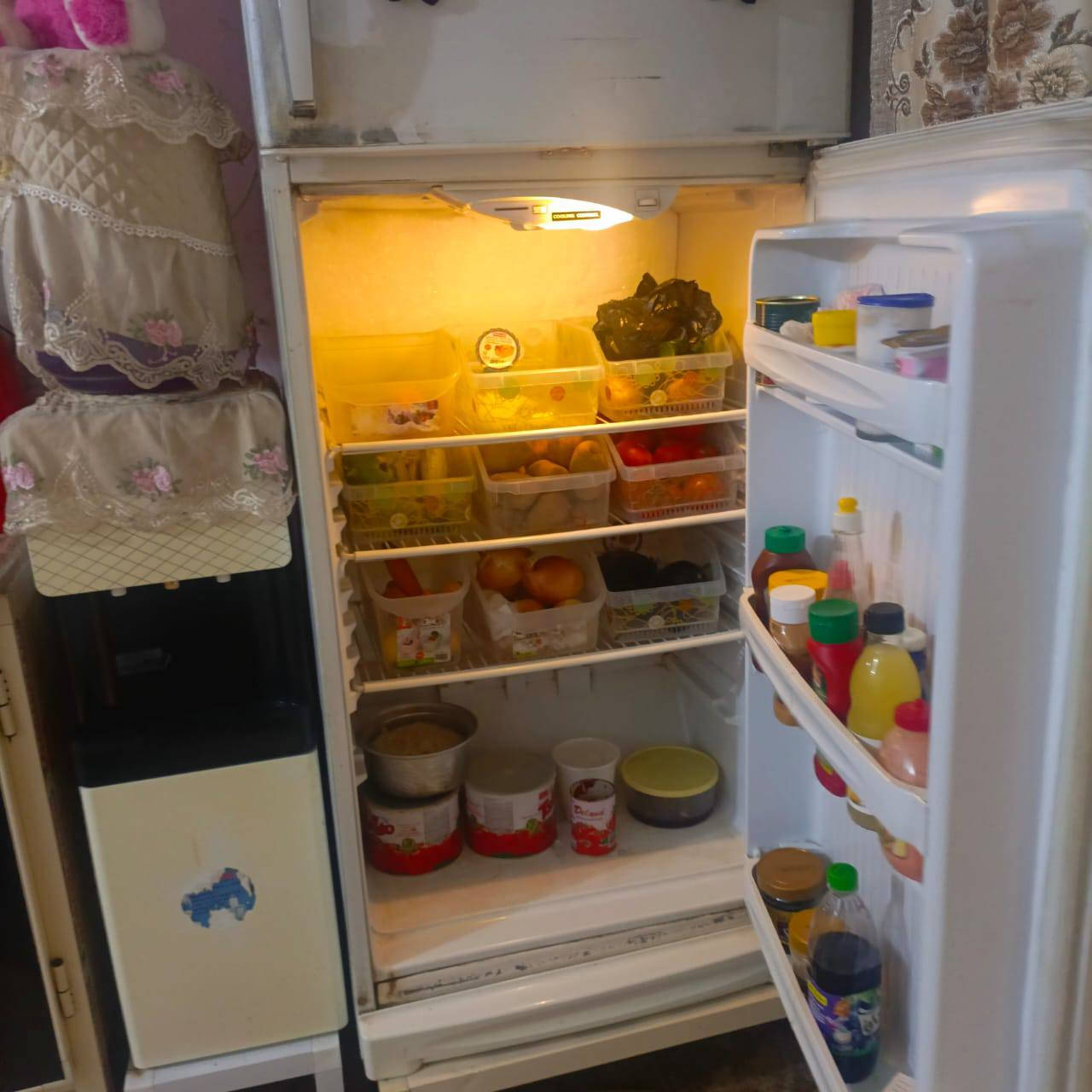 سلام عليكم 
ثلاجه+مجمده+البراد البصف الثلاجة جدد نضيفات مبيهن اي عطل ومداخلات مصلح مثل مموضح بلصوره كلهن ب500وبيهن مجال شي قليل هذه رقمي *********** عنواني بغداد الشعله
