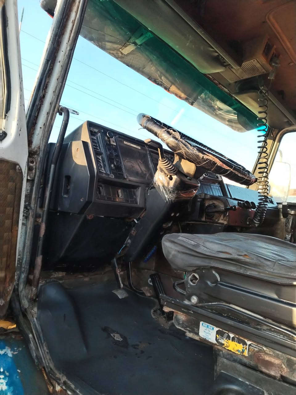 سكانيا ١١٢ مكينه ١١٢سوبر وشايلينه.. تجفيت جديد كير ٥ب٥ اكسل البي مكفولات تخم تاير باتريات كهربائيات كله جديده سياره رقمه أربيل انكليزي لل٢٠٣٠ وكاله فقط مكاني بغداد النهروان للاستفسار ***********
ملاحظه مكلف بالنشر خابر على الرقم
