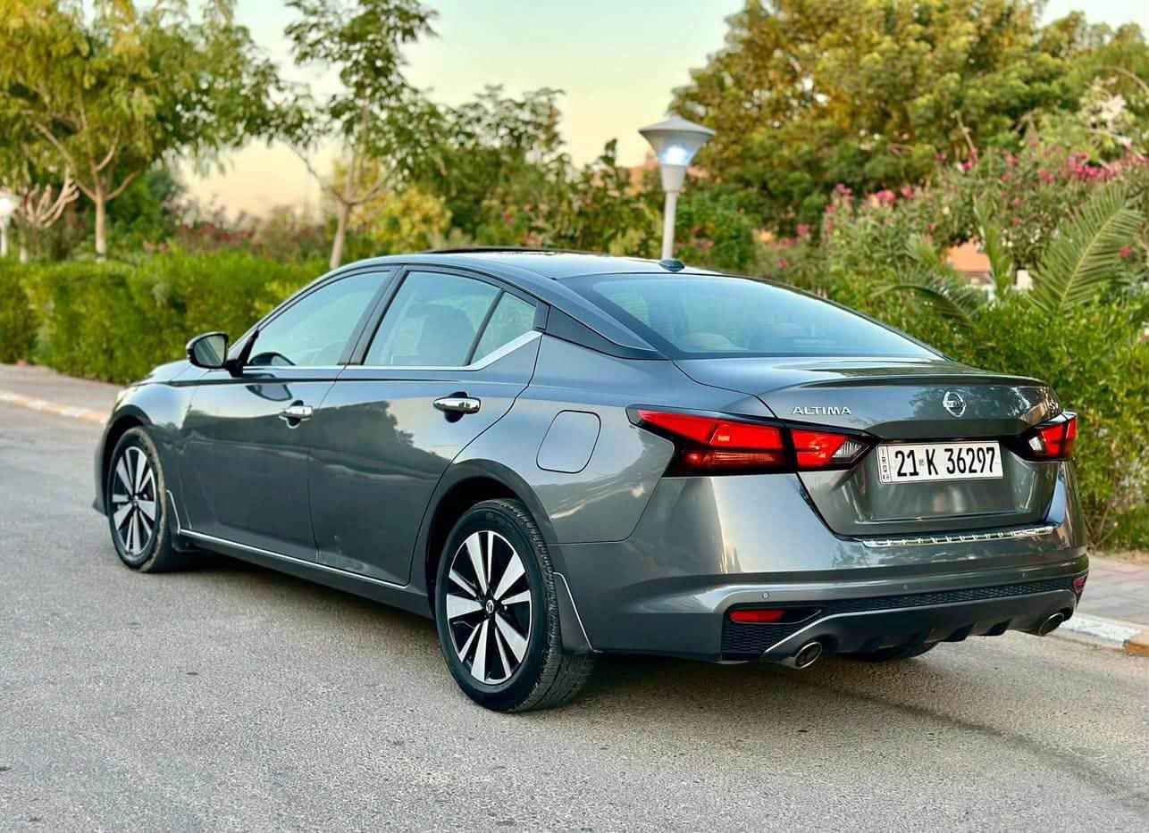التيما 2022 sv plus
AWD 

ماشية 97 الف كيلو و قابلة للزيادة

ضررها من امريكا فقط بنيد مبدل تجاري 

و هنا صار بيها بارد بالجاملوغ الخلفي  و الباب الخلفي جهة السكن 

موصفات ال sv plus 

السعر 135 قفل 

مستعجل ع البيع
رقم سليمانية 
مكانها ديالى بعقوبة


**إذا كنت صاحب هذا الإعلان وتريد حذفه لأي سبب، رجاءا أرسل رسالة إلى الدعم الفني**
