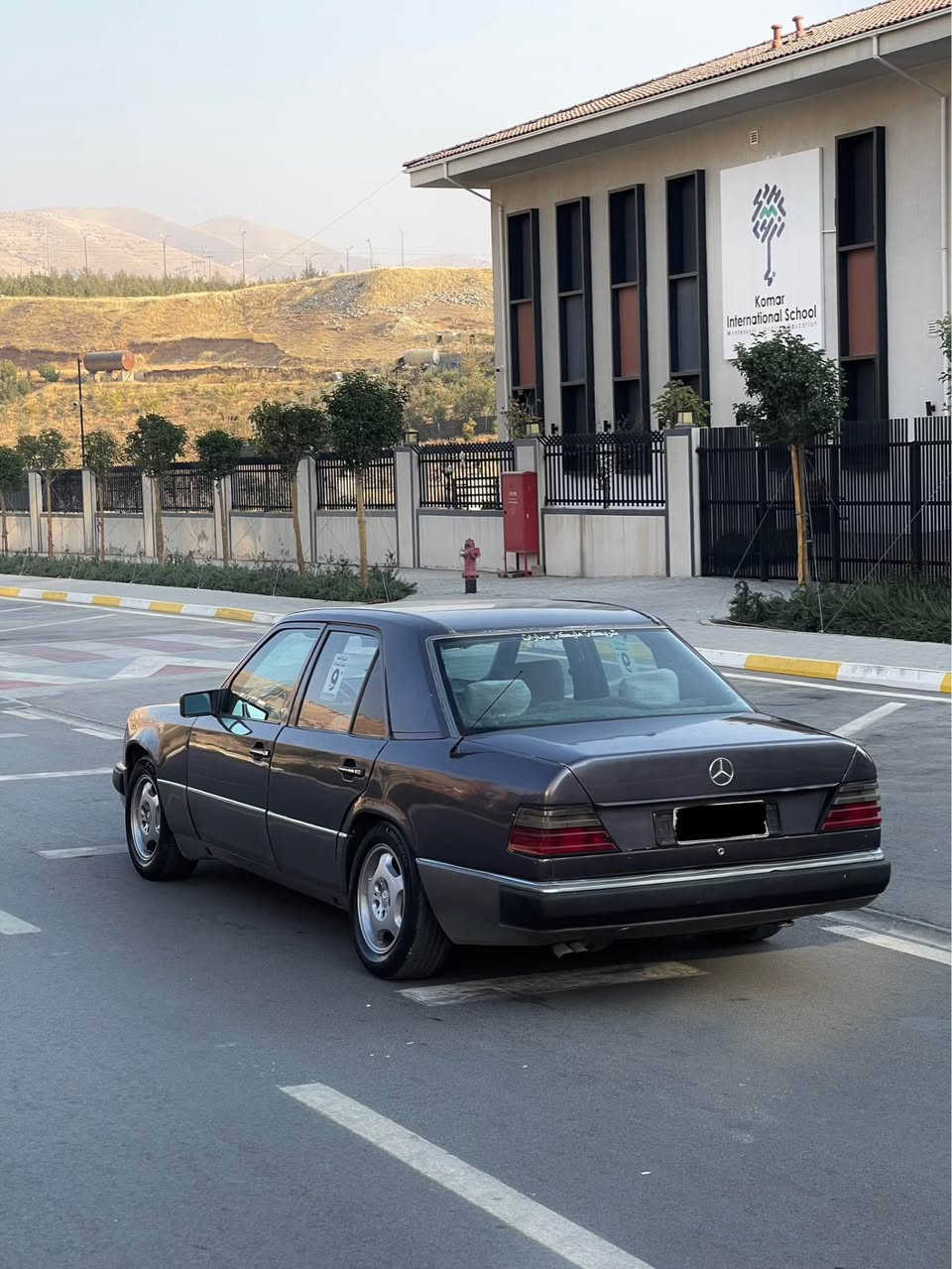 مارسیدس
١٩٩٢
ئاڕمی پلاستیکی سلیمانی 
بەشەرتی ئاڕم و ئەوەلیات و غەرامە
مواسەفات
گێڕ ئۆتۆماتیک
بەسمە و شەغال
گەرمی مەزبووت
شاشە ئایپاد
جام کارەبای
گێر و مەکینەی بیلاد ٦ پستۆن 
موس و بڕاوە تەقەو ڕەقە گێر مەکینە هەموو گیانی بەشەرت تایەی تازە هیچ نوقسانی نیە کارەبای کامل گیانی ئیش ئەکا
سعری ٣٤گەڵاو معامەلە
***********
***********
سلیمانی
__________________________________ السليمانية, العراق
