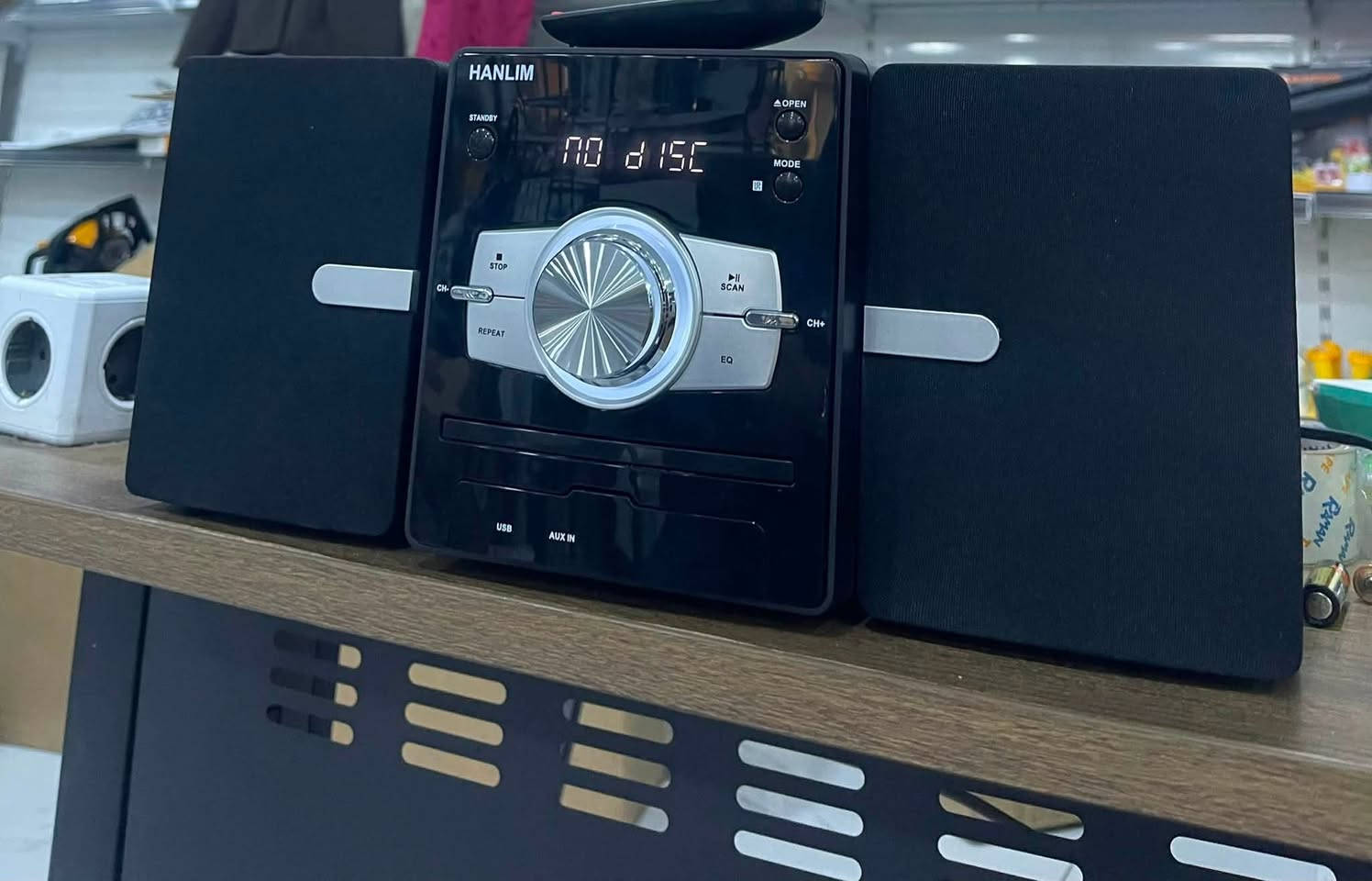 مسجل کهربائي
CD
FM
USB
AUX
کونترول
سعر ٦٠ الف

توصيل ٥ الف جميع محافظات


**إذا كنت صاحب هذا الإعلان وتريد حذفه لأي سبب، رجاءا أرسل رسالة إلى الدعم الفني**