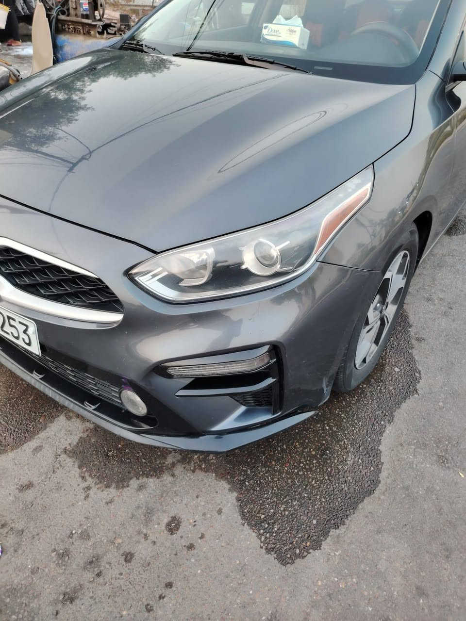 السلام عليكم
كيا فورتي  2020
وارد امريكي 
ماشيه 74
حادثها باب بصف السائق معمر وبارد جاملغ خلفي
السعر 130 وبيها مجال
السيارة كامله مابيها اي نقص
المكان بغداد الري 
***********
