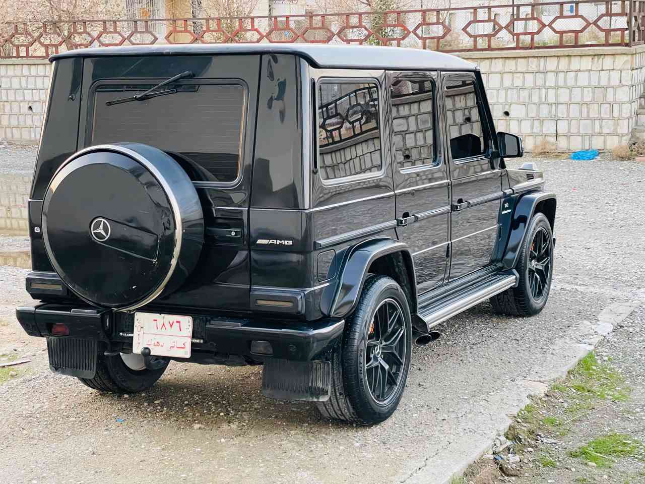 ***********
 سعر ١٨٠
ًجیکلاس مۆدیل۲٠٠۹ کراوە بە ۲۱ ئای ئێم جی  نمونە لەجوانی بی مەسروف گیرومەکینە هەمو گیانی بە شەرەت فو ل فول مواسەفات بی دەعم بی لیدرایی   سلایت السليمانية, العراق
