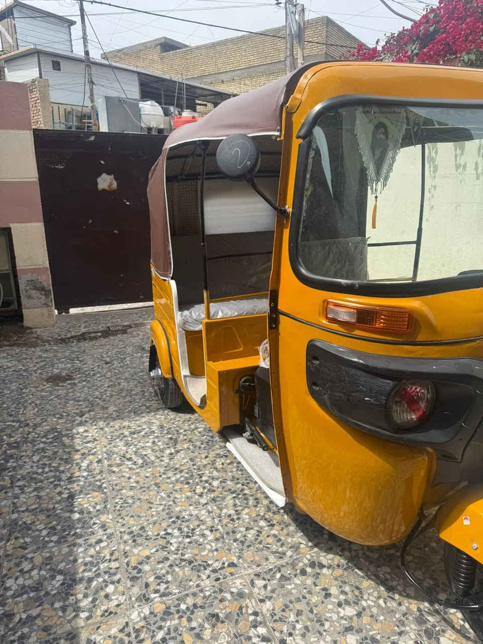 السلام عليكم تكتك للبيع مديل 2020 شهر ١١ رقم وسنويه بغداد انكليزي مكينه نضيفه كشره نض
