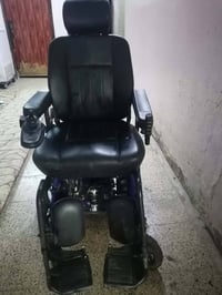 كرسي كهربائي • مستخدم • توصيل