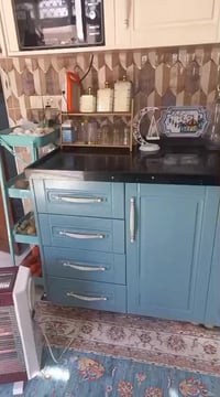 للبيع • بوفيه • خزائن