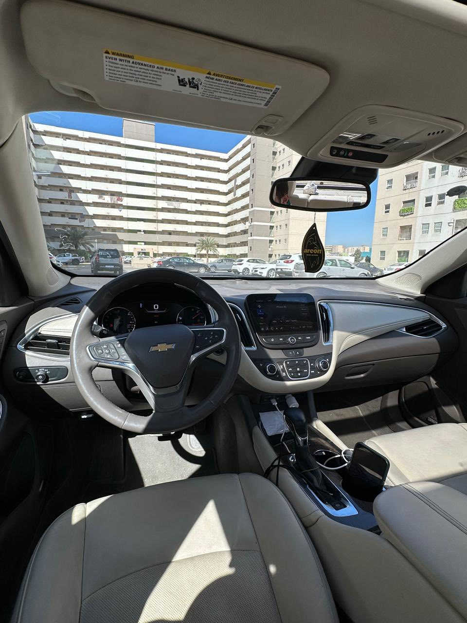 • النوع: شفروليه ماليبو 135$ بدون رقم  بجم كبس 
 • الموديل: 2024
 • الفئة: LT فول أوبشن
 • اللون الخارجي: أزرق (لون حلو)
 • الداخلية: جلد لون أبيض
 • فتحة سقف: بانوراما
 • الشاشة: شاشة نظام تحكم متكامل
 • الكراسي: كهربائية مع خاصية الحفظ (Memory 1 – 2 – 3)
 • المواصفات الإضافية:
 • تدفئة وتبريد المقاعد
 • تحديد المسار
 • مثبت سرعة
 • العداد: 38,000 ميل
 • الحالة الميكانيكية:
السيارة خالِية من أي تبديل في القطع الميكانيكية ولم يتم تغيير أي قطعة.
 • الحالة الخارجية (الصبغ):
يوجد صبغ جمالغ في:
 • الواجهة الأمامية جاملغ امامي جهت السائق 
 • الواجهة الخلفية جاملغ الخلفي جهة اليمين 
 • باب السائق
 • الباب الخلفي للسائق (نص باب فقط)
 • مستوى النظافة: السيارة نظيفة جداً من الداخل والخارج ومحافظة بشكل ممتاز.
 

علمن سياره موجوده بغداد مجمع بسمايه  سكني 
السعر  135$ ورقه فقط  سياره بدون رقم  
 رقم اتصال او وتساب  

‭+964 773 337 2529‬


**إذا كنت صاحب هذا الإعلان وتريد حذفه لأي سبب، رجاءا أرسل رسالة إلى الدعم الفني**