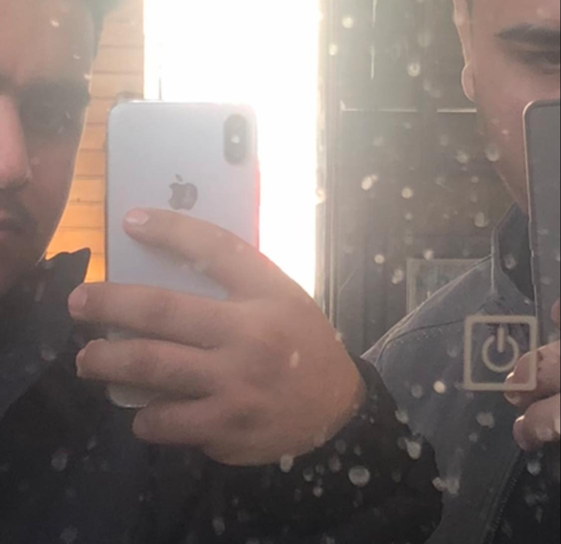 للبيع ايفون اكس عادي ذكره ٦٤ مبدل شاشه ول بطاريه١٠٠ فيس ايدي متوقف سعر ٨٠ قفل قفل بدون تعامل فقط طهر مكسور


**إذا كنت صاحب هذا الإعلان وتريد حذفه لأي سبب، رجاءا أرسل رسالة إلى الدعم الفني**