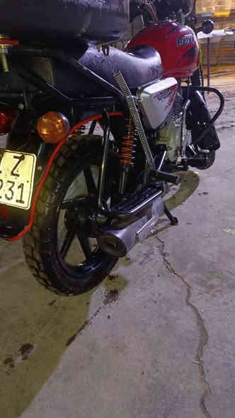 السلام عليكم
بوكسر جبلي موديل 2023 مرقم بغداد بأسمي تحويل ثاني يوم دراجة نضيفة مكينه شلعة معدل خير من الله ماشيه 19 الف بلادية على وضع الشركة كلشي ما مبدل بيها السعر 2.600 مليونين و 600 الف وببها مجال بسيط ه‍ ***********
مكاني بغداد حي اور
