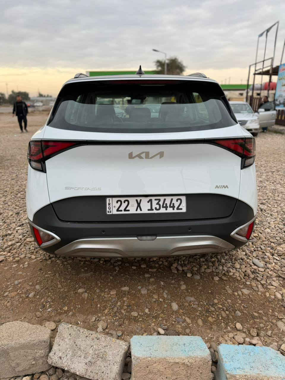 سلام عليكم ورحمة الله وبركاته سبورتج 25 خليجي فول واحد علا واحد بيها بارد بل باب الخلفي رقم ربيل بسمي تريد وكاله اريد تحويل هاذه رقم الهاتف ***********
