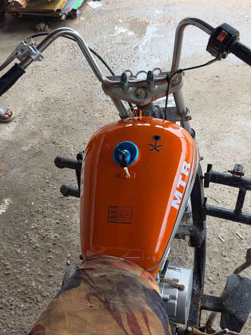 سلام عليكم ستوته لبيع الستوته نضيفه
 محرك جديد حلو نشط الشاصي 
كفاله من اللحيم يرادلهه بس صدر كدام  وتكمل 
المكان البصره ابو الخصيب الرقم ***********السعر( 725)
