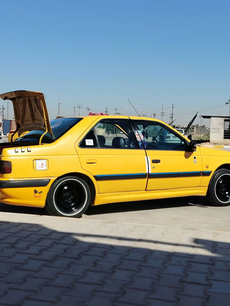 سلام عليكم سياره بيجو بارص مديل 16 للبيع لسعر 45تفاصيل خاص
***********
