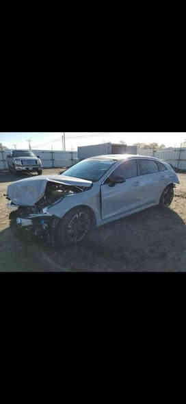 للبيع او مراوس

K5 جيتي لاين 2022

فول مواصفات داخل احمر 

صور الحادث موجودة بالمنشور 

مبدل بيهة قبق جنطة والجاملغ راجع بدون كص والامامي راجع بلادي 

مكانهة بغداد حي القاهرة  

سعرهة 165 قابل للتفاوض 

***********
