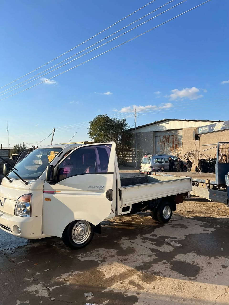 للبيع بورتر ادوات 2012گير اوتوماتيك
جاهزة من كلشي  
سعر 60 وبيها مجال ***********
