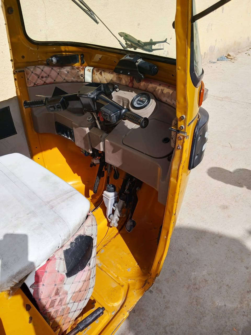 يا تكتك للبيع موديل 19.رقم بسمي مكفوله من صبغ وضربه  تحويل بماشر عنوان بابل مدحتيه مكلف بل نشر  باقي تفاصيل اتصال عل رقم ***********
