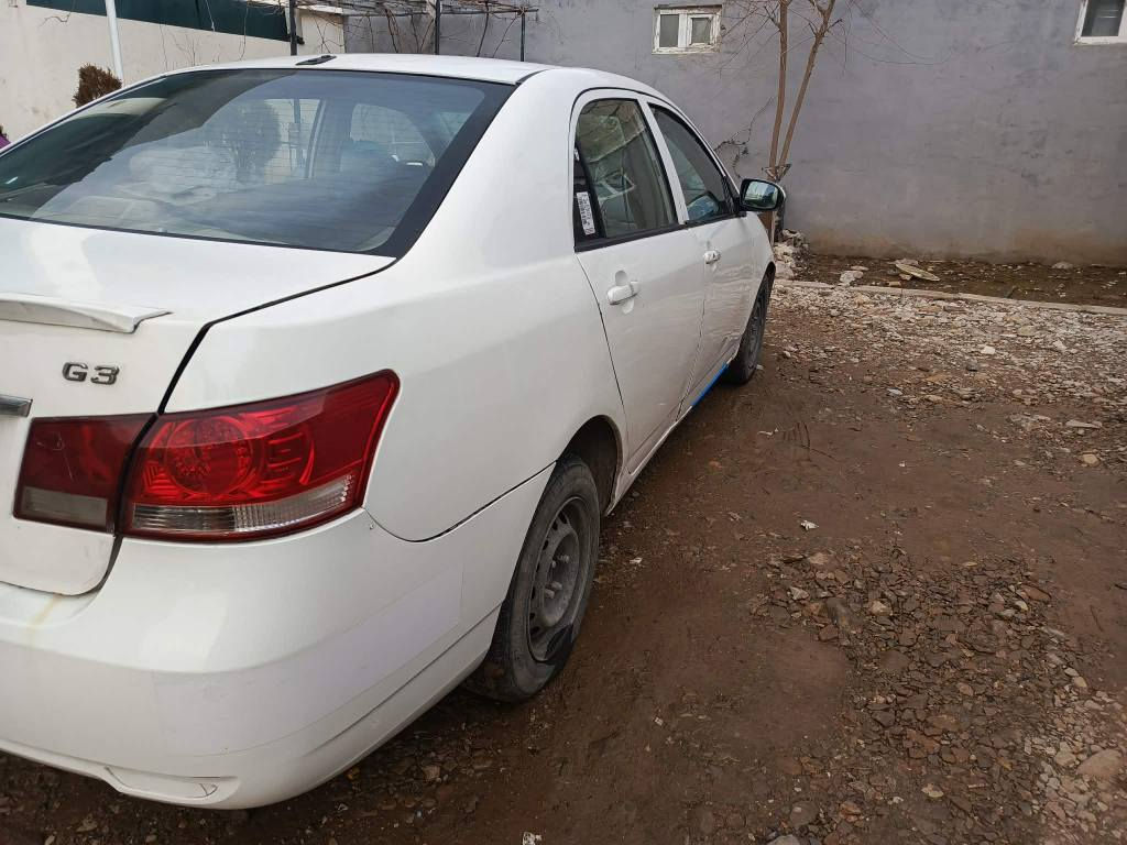 byd2013مکینە تویتا کرۆلا 
سعری۳۲گەڵا شوێن سلێمانی
*********** السليمانية, العراق
