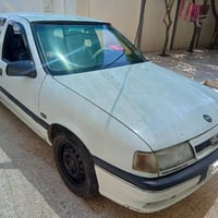 اوبل فكترة موديل 92 حجم 20 كير ومحرك شرط وكهربائيات شرط طخم الامامي وا...