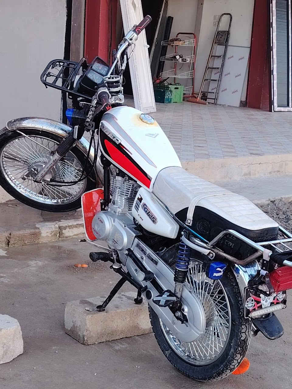 السلام عليكم
تـايگـر 2020للبيع 
شرط مكينه مامضروبه برغي
وزن ثـقيل 
كهربائيات كلهااا شغاله 
السعر 575وبي مجال


**إذا كنت صاحب هذا الإعلان وتريد حذفه لأي سبب، رجاءا أرسل رسالة إلى الدعم الفني**