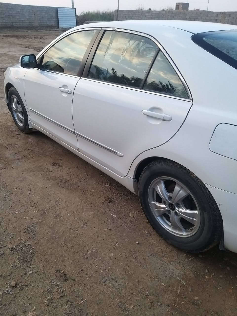 السلام عليكم
كامري خليجي سعودي ٢٠٠٧ مكفول
حساسات امامي خلفي برد كهربائية كشن السايق كهربائي داخل صاج ملكي
تحكم استيرن محرك  جديد كير مكفول صدر مامي خلفي جديد بيها ملاحظات الدعاميه الاماميه وخشم البنيد 
تايرات جدد رقم بغداد حلو وبالعافية على الي تكون من نصيبه معلومات اكثر اتصل 
***********
