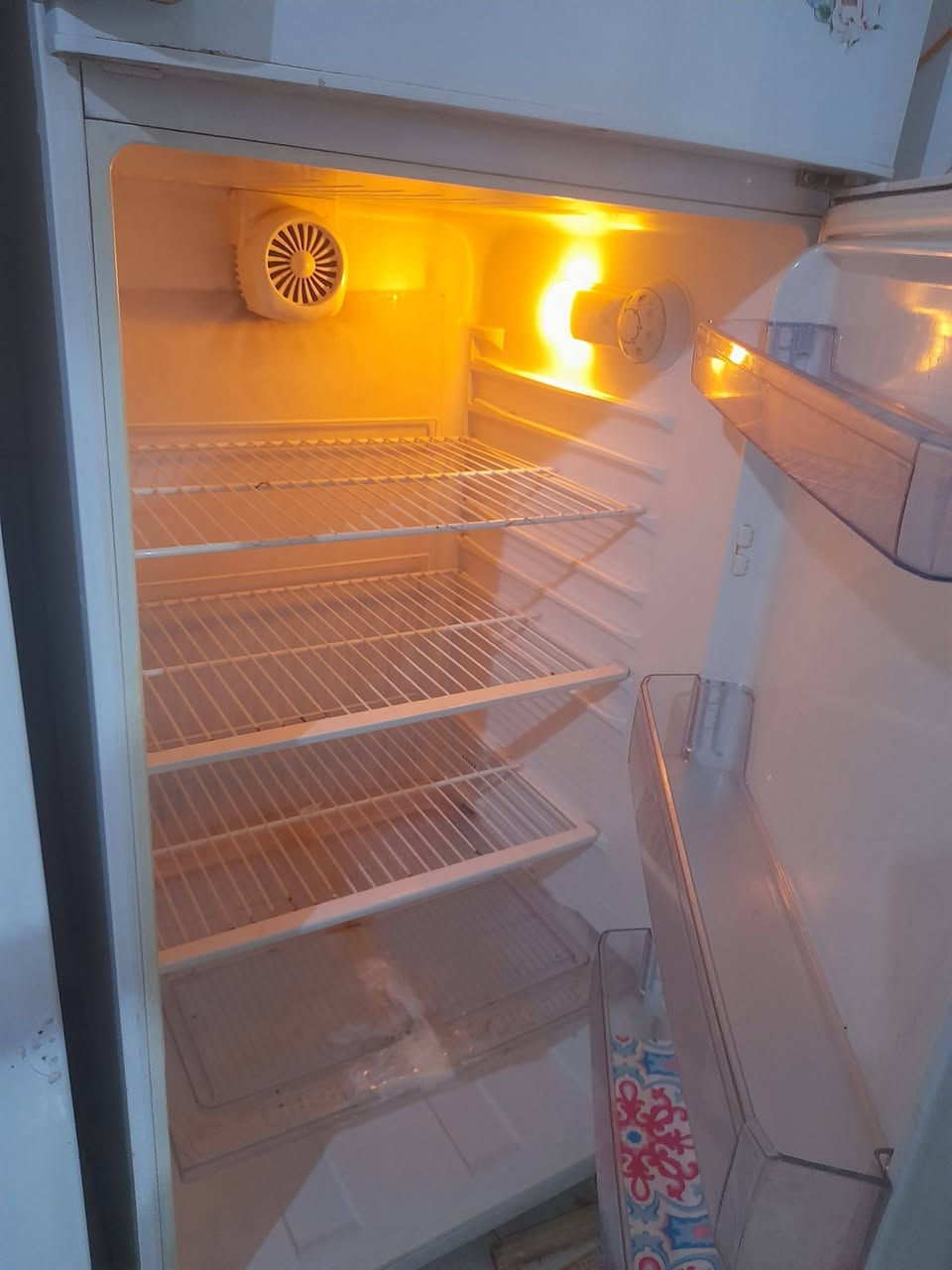 ثلاجه حجم كبير للبيع نضيفه كلش


**إذا كنت صاحب هذا الإعلان وتريد حذفه لأي سبب، رجاءا أرسل رسالة إلى الدعم الفني**