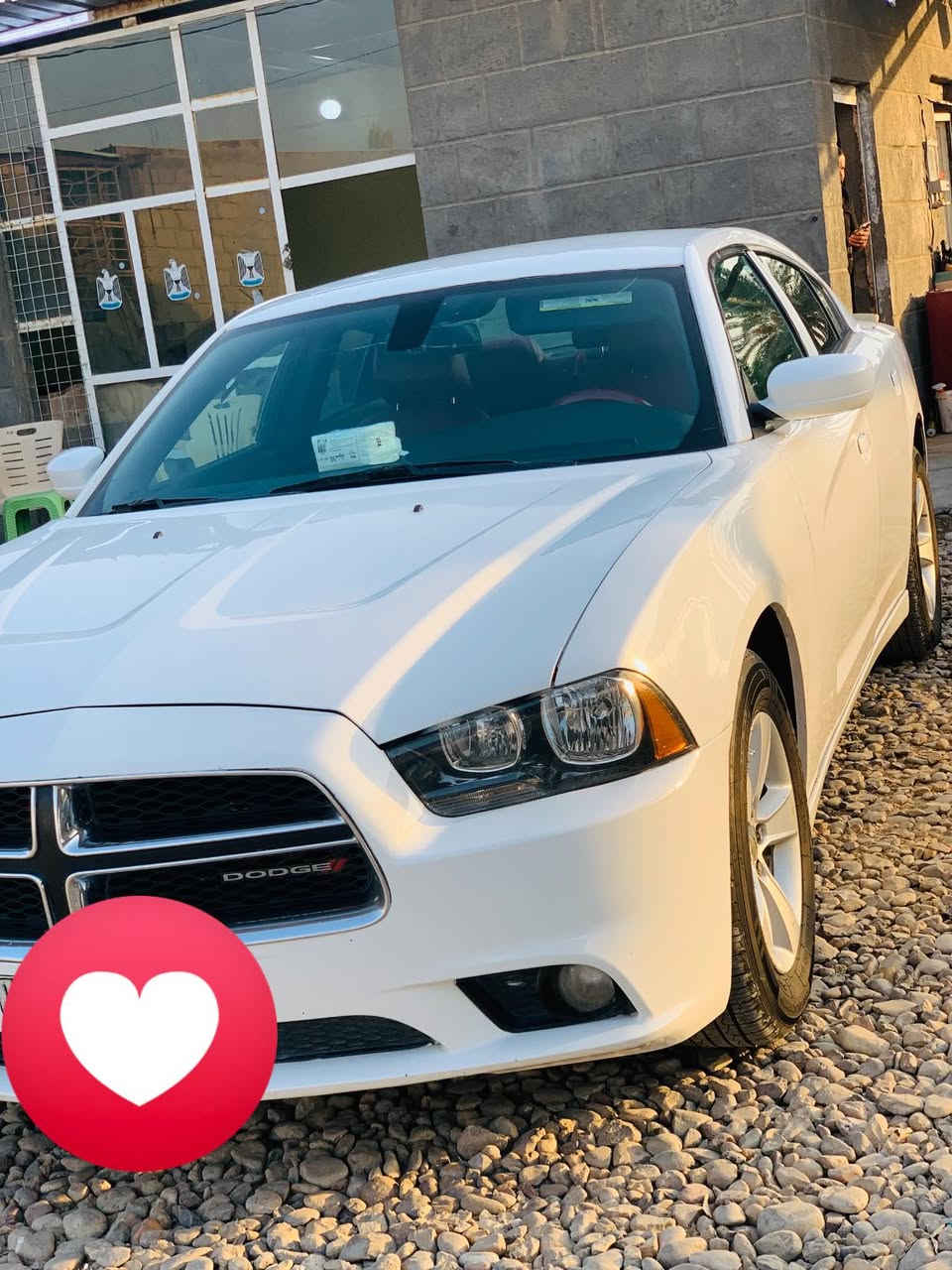 جارجر معلايه اصل 2013 معلايه 14حادثها جاملغ خلفي بدون دواخل بشرط ماشيه 135 رقم بغداد مكينه كير حداديه كفاله شرط التحويل عليها غرامه مليون تنزل من السعر 
السعر 110$ سعر اوبتيما ***********
