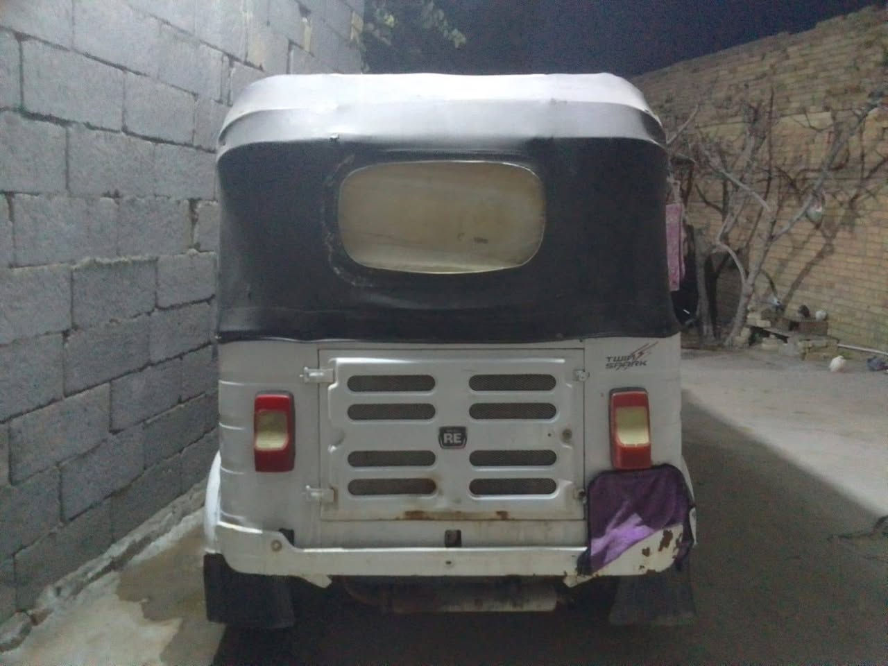 سلام عليكم تكتك للبيع الموديل 20 جاهزه ما بها كال نقص مستعجل على بيعها ورقم سنويه سعر ثلاثه وبيها مجال مكاني ذي قار مكلف بالنشور رقم الموبايل***********
