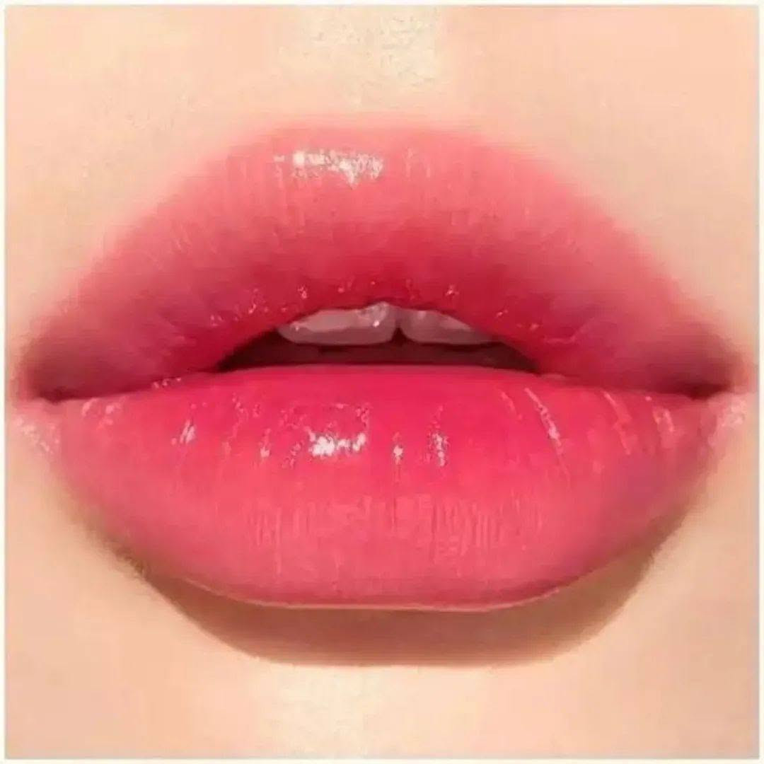 كريم دم التنين الاصلي 💋💋
كريم ماسك دم التنين ♥️♥️
مرطب ومورد مغذي شفايف يملئ الخطوط ويغذي الشفاه الجافة ويرطبها 
فوائده. 
🌸يورد الشفه 
🌸يمنع تكسر الشفه
🌸يزيل خطوط الشفه 
🌸يغذي ويرطب الشفة 
🌸يمنع ويعالج التشققات 

‎🌸 مورد ومرطب شفة مخصص لتغذيه الشفتين يرطبها ويعيد حيويتها وتوريدها 

🌸 كريم يمنع التشققات و تكسر الشفه و يخفف الخطوط الخفيفة
‎المرطب غني بفيتامين سي ومضادات الاكسده الي تنطي  تغذيه وعنايه وتعيد لون الشفه الجميل 

🌸 بلاضافه الى فوائد فيتامينات الفواكه المضافة اليه الي حينطي تغذيه مضاعفة و طعم لذيذ
#الاصلي #الكوري
 للحجز والاستفسار مراسلتنا على الخاص 
#مورد_شفايف 
#مرطب_شفايف


**إذا كنت صاحب هذا الإعلان وتريد حذفه لأي سبب، رجاءا أرسل رسالة إلى الدعم الفني**