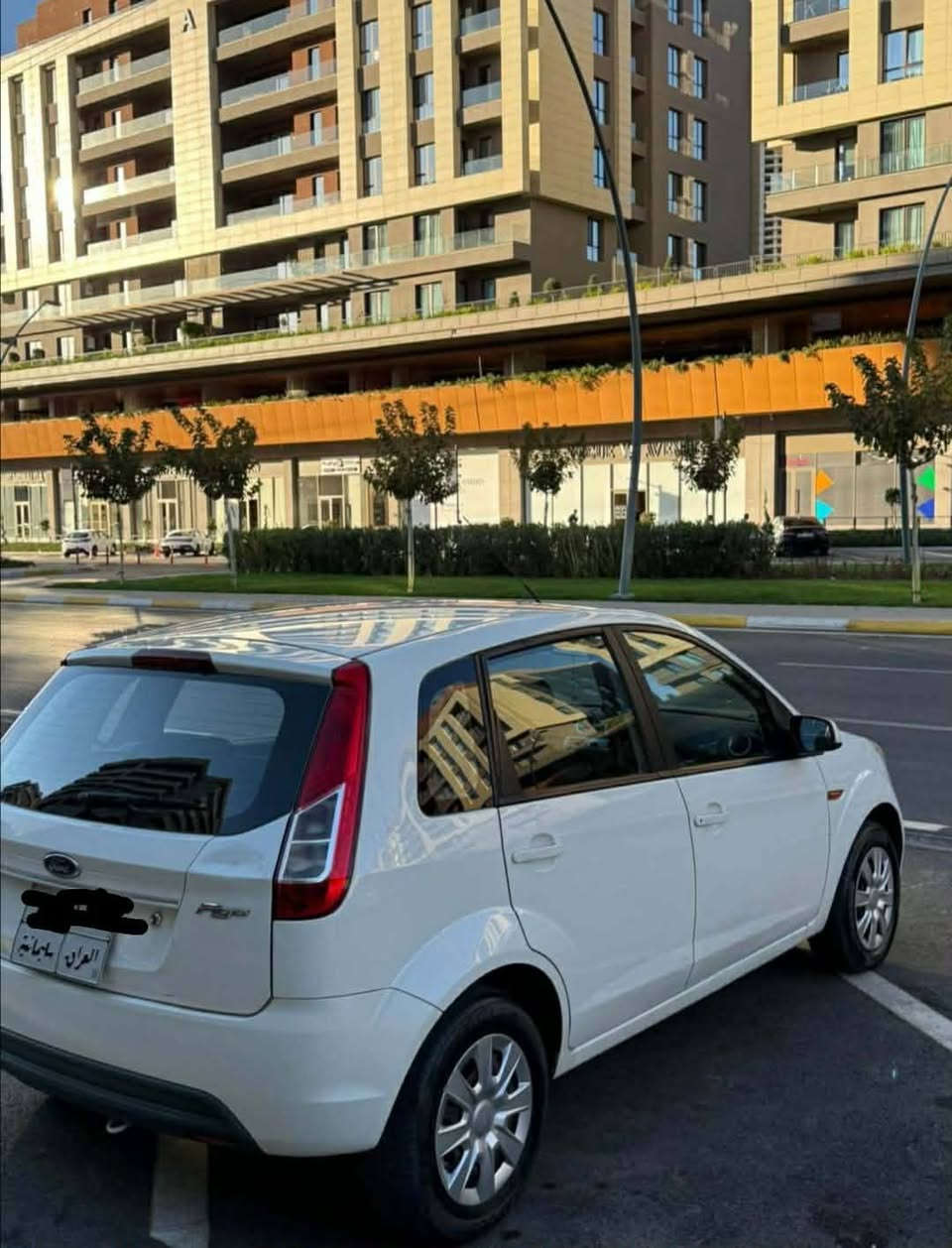 .                               بِسْمِ اللهِ الرَّحْمَنِ الرَّحِيْم
فۆرد فیگۆ : مۆدێل2015
گێڕ ئۆتۆماتیک ، تەبرید ، سەنەوی و ژینگەو ڕێگاوبان ھەتا24/4/2027تازەیە  پارچەیەکو پەڵەیەک بۆیاخە بێ ناوگرتن گێڕو مەکینەو تەبریدو بەناوکردن و غرامە هەمووی بە شەرتت
سعر78گەڵاو کەمێک معامەلە
شوێن⁄سلێمانی
ژمارەی تەلەفوون⁄ *********** 
***********
