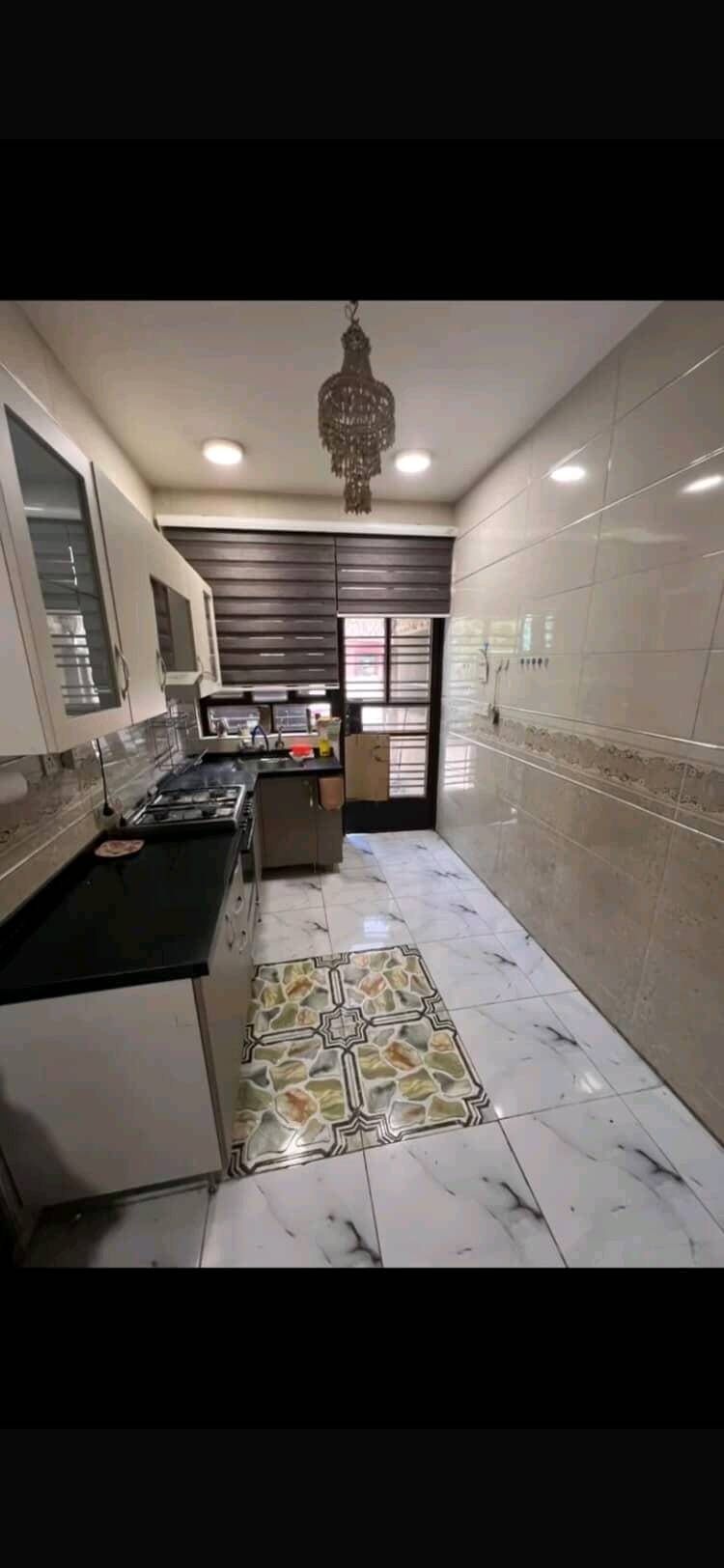 🔥تحية طيبة 
🏘️بيت مؤثث للأيجار _ حي الجامعة \المرسلات 
موقع هادئ و خدمي 
البيت مؤثث وجاهز للسكن 
واتساب ***********
🔷يحتوي على : 
🛌 2 غرف نوم 
🛋️ استقبال 
🍽️ مطبخ 
🚿 خدمات صحية 
مناسب للعوائل والسكن المريح 
والسعر ناااار 
850 الف فقط في الشهر 
للتواصل والاستفسار ***********
