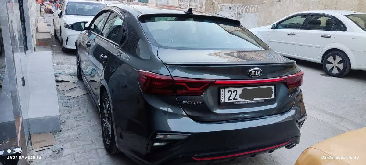 مراوس بسيفك 
......   ........  ....... ....... ...؟
كيا فورتي 2021 فئه (GT_lien)
مكينه 2000دوش
منظومة غاز ضمان من موقع مصفى الدورة
وارد امريكي ضرر جاملغ فقط بدون دواخل
بدون ايرباك .
السيارة بيها بارد ابعض القطع فقط مبينة بالتقارير
والسياره بيها بعض الخدوش 
وبيها خدوش على حالها جاملغ امامي الايمن والباب موضحه بالصور 
مرقمه اربيل جديد باسمي تحويل فقط
السنوية نهاية 2026 تنتهي 
هزة انتهت بشهر الثامن 2025
تفاصيل سياره فووول عدا الفتحة
رادار امامي
بصمه 
سبايدر بلادي 
ستيرن رياضي D
لد امامي 
اشاير بل مري
نضام ترحيب عند الاقتراب
رادار جانبي
كامره خلفيه دواره
كشنات جلد اسود
تخم تاير جديد حجم ١٦
فول تحكم ستيرن
كل الصور عارضها سونر وضررها 
مكاني بغداد
رقمي *********** وات ساب 
ماجاوب على الماسنجر لان متجيني اشعارات
