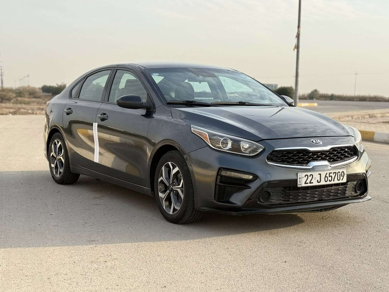 السلام عليكم
كيا فورتي موديل 2020 مكينه 2000 دوش سياقه ذاتيه وتحديد مسار بريك ذاتي رادار . مانع انزلاق. نظام ترحيب داخل لونين
تحكم جهتين شاشه بلاد كار بلي كامره دواره 
ثلاث وضعيات للكير
ماشيه 55 ميل سياره جاهزه من كل النواحي  بدون اي نقص حادثها بنيد بدون دواخل والباقي ليبل واحد
السعر 135 وبيها مجال 
العنوان : بغداد الزعفرانيه
***********
