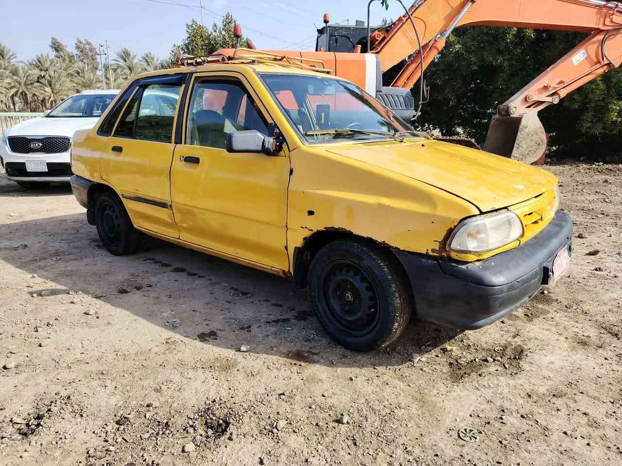 سايبه للبيع ٢٠١٢ مكفوله كير ومحرك  دواخل شغاله شاشه مسجل رقم احمر السعر ١٢ ورقه وبيهه مجال للاستفسار الاتصال على الرقم ***********
