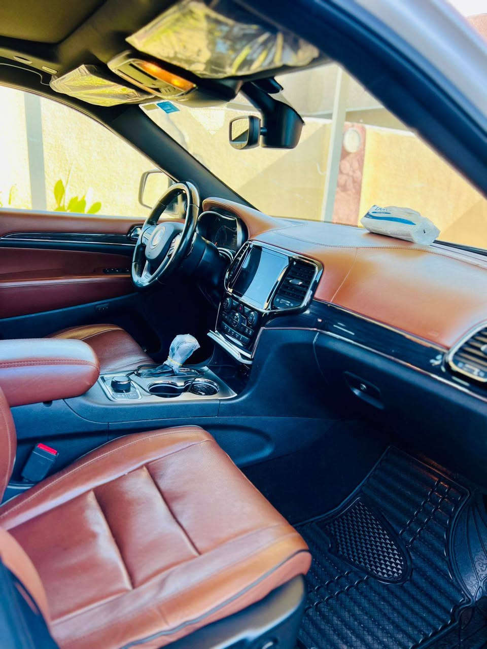 سلام عليكم اخواني الاعزاء جيب 2021 فول الفول مواصفات الأوفر لاند يعني أعلا مواصفات بجيب وكاله هارلم مكفوله كفاله عامه عدا بارد بيه كد إصبعين بسمي رقم بغداد داخل قرميدي مكينه 6.3600حساسات أطفأ ذاتي بصمه ابواب بصمه تشغيل عن بعد بصمتين بيه عدسات لايت زنون يعمي جكات امامي خلفي شباب إذا اريد اشرح مواصفاته منا للصبح ما تخلص تخم تاير دلوب مكان بصره *********** اتصل وأنه بخدمتك
