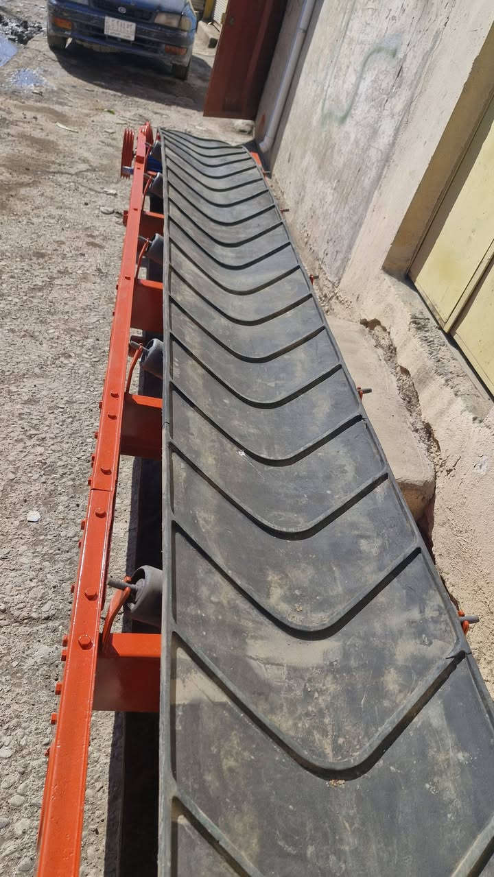 قايش لبيع الماني طول 5,5 العرض 50
العنوان الموصل الساحل الايسر صناعة شارع ٦٠
***********
