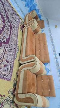 كنب ٥ نفرات • بيع مستعجل • كوفه