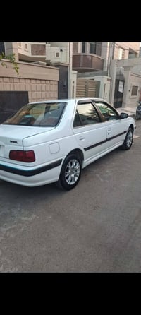 عندي بيجو بارص موديل 2022 مكفولا خصوصي بغداد بسمي ماشيه 93 رايدهه 75 و...