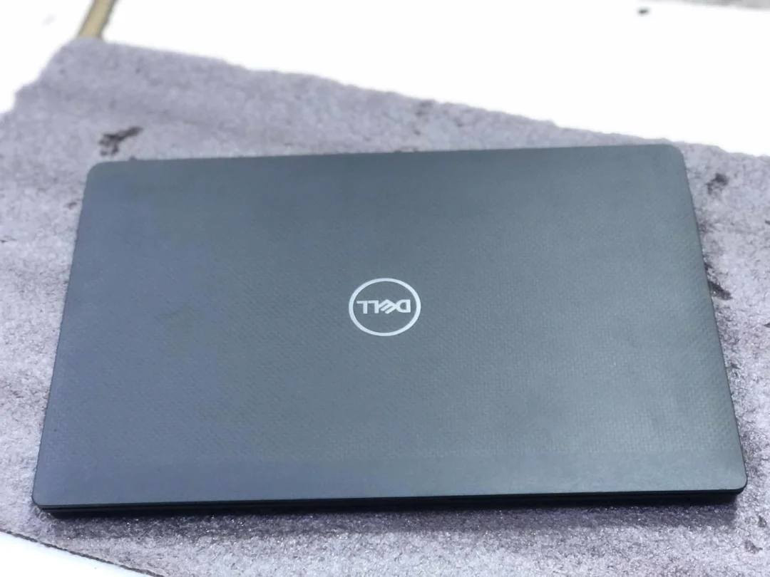 لابتوب Dell 
Dell Iatitude 7410 

معالج intel core i7-10th
Generation 10  جيل العاشر 

رام  ١٦ كيكا نوع ddr4 

هارد  256gb  ssd

شاشة . FHD 14  inch  

كارت شاشة داخلي intel SHARED 8 GB

كيبورد عربي انكليزي
کیبورد ضوئي 

 2 منافذ USB 

1 منفذ Type-C 

1 منفذ SD card 

منفذ hdmi

😍😍السعر 410 دينار❤️❤️

الهدايا
الشاحن اصلي type c
الجنطة
ماوس وايرلس 

مكاني قضاء كلار. السليمانية 

التوصيل متوفر لكل محافضات العراق 

للتواصل ***********
