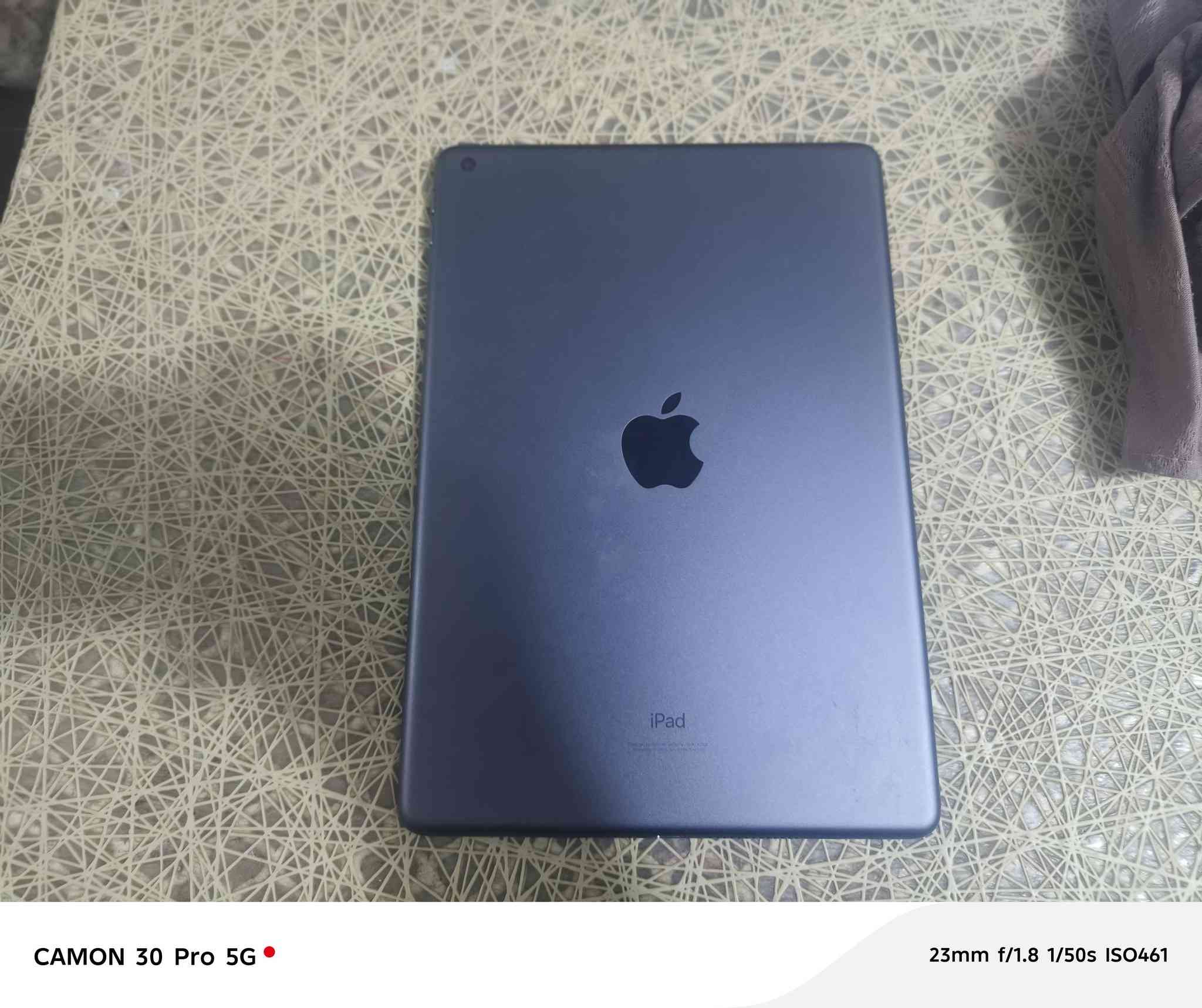 ايباد تسعه مكفول من كلشي بدون ملحقات فقط ايباد شخص مابي 250مجاله كلش بسيط أبو ال  ١٧٥ول ٢٠٠لتطب وتعب روحك ***********عنوان بغداد صليخ قرب تقاطع صليخ ايباد تأخذه من باب البيت
