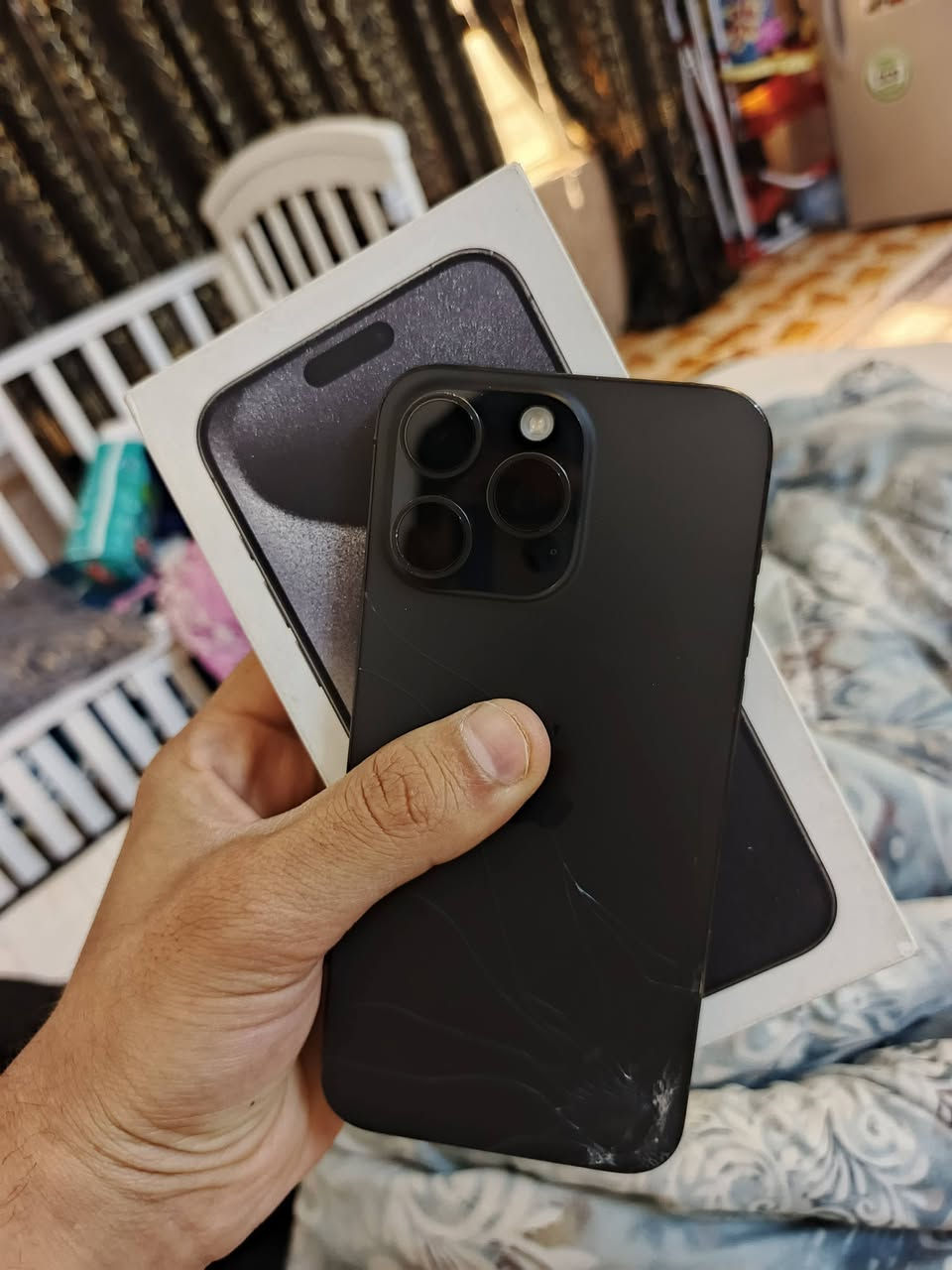 ايفون 15 برو ماكس ذاكرته 256 بطاريه 78 فقط ضهر مفطر الجهاز وتر بروڤ الدوره ابو دشير بيع او مراوس ب 830 الف ***********

