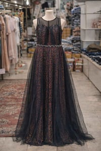 لبسة عرس • مقاس ٤٢-٤٨ • كربلاء باب طويريج