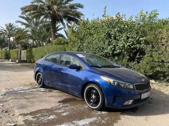 السلام عليكم فورتي 2017 حادث موضح بصور بنيد سطحي بيها بارد شوية من الجاملغلت وباب مكينة 2000دوش  رقم اربيل سنوية باسمي
مكاني بغداد الغزالية
سعر 115 
***********
