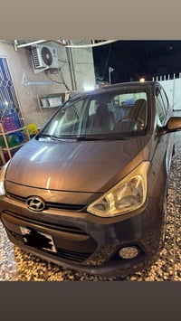 هونداي i10  موديل 2015  كفاله بدون صبغ ولا حادث ولا تبديل فقط بالصندوق...