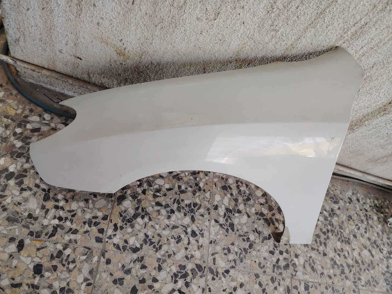 السلام عليكم غراض الانتره ٢٠١١ للبيع
