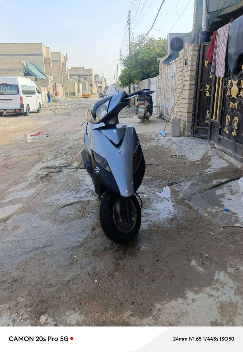 سلام عليكم
دراجه ثعلب نوزل دراجه خير من الله 
مكينه مامفتوحه خرسه دراجه 
شلعه معدل + صالصنه ستيل 
زوج تايرات 
يرغب بل شراء أو مراوس 
يتواصل عل واتساب ***********
